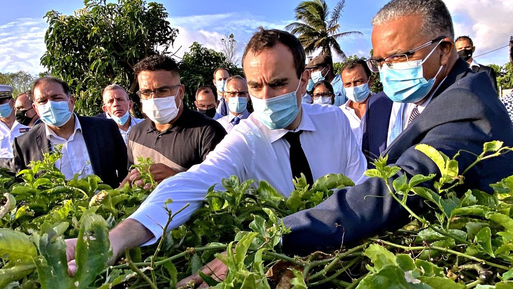 Ministre des Outre-mer, Sébastien Lecornu, 2020-2022, L’État sur le terrain